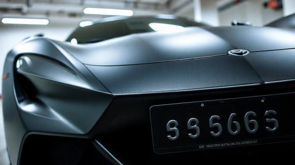Pourquoi les plaques 3D auto sont essentielles pour votre voiture